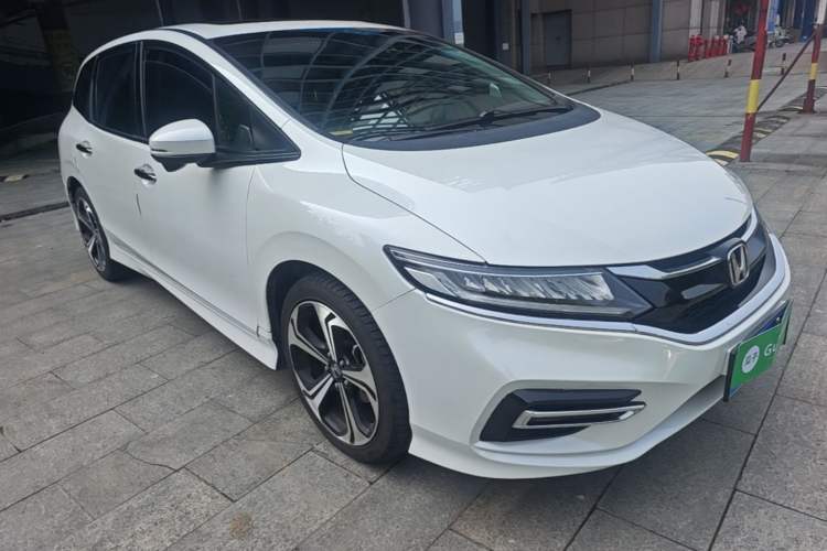 Used Honda Jade 2017 210 TURBO CVT Luxury Edition 5 Seats Front Right 45 Deg