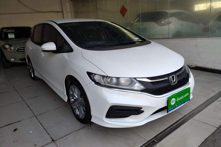 Used Honda Jade 2017 1.8L Automatic Classic Edition 5 seats Front Right 45 Deg
