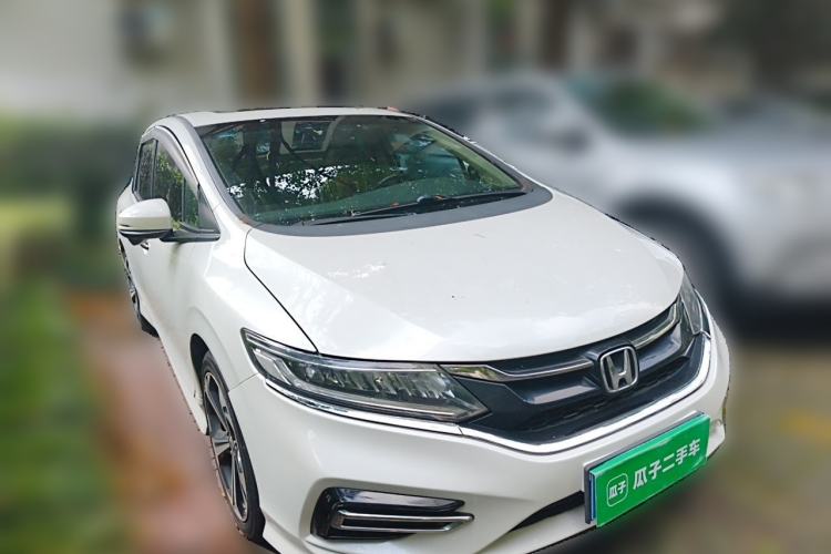 Used Honda Jade 2017 210 TURBO CVT Luxury Edition 5 Seats Front Right 45 Deg