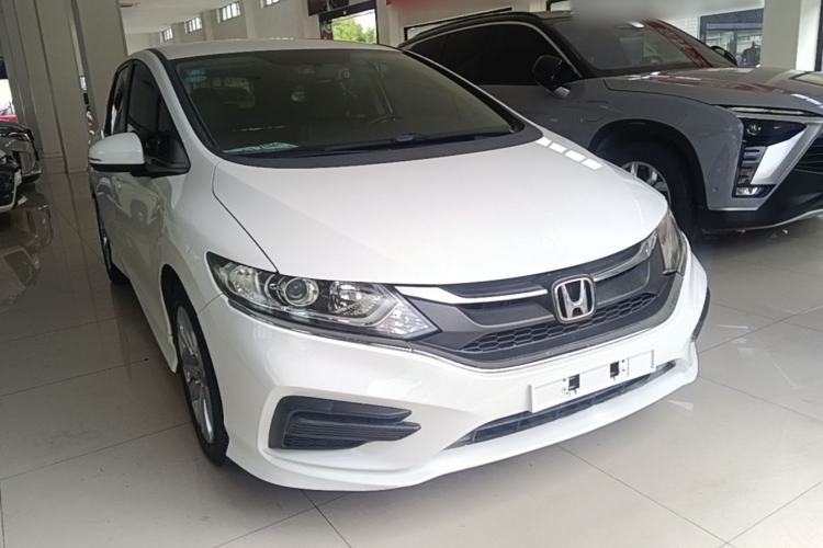 Used Honda Jade 2017 1.8L Automatic Classic Edition 5 seats Front Right 45 Deg