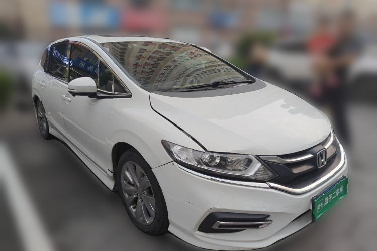 Used Honda Jade 2017 1.8L automatic Comfort version 5 seats Front Right 45 Deg