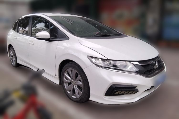 Used Honda Jade 2017 1.8L Automatic Classic Edition 5 seats Front Right 45 Deg