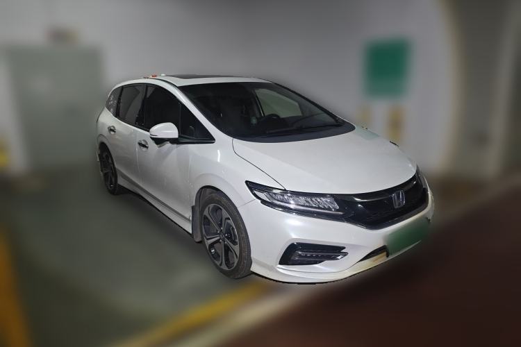 Used Honda Jade 2017 210 TURBO CVT Luxury Edition 5 Seats Front Right 45 Deg