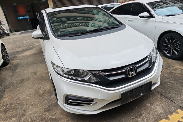 Used Honda Jade 2017 210TURBO CVT Fashion Edition 5-seater Front Right 45 Deg