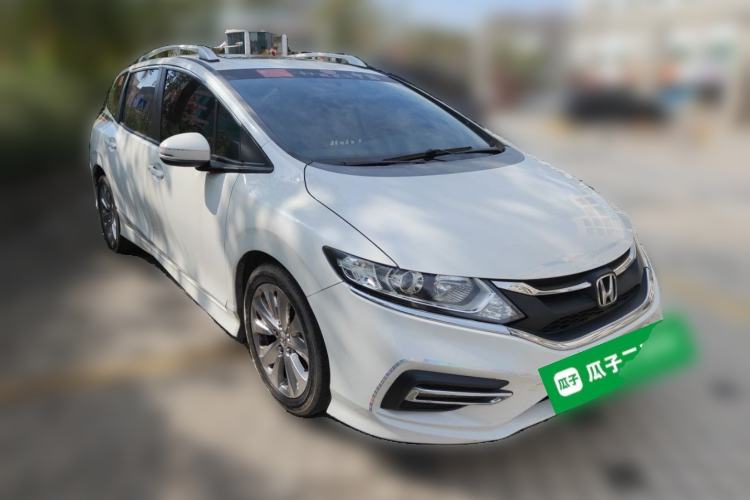 Used Honda Jade 2017 1.8L automatic Comfort version 5 seats Front Right 45 Deg