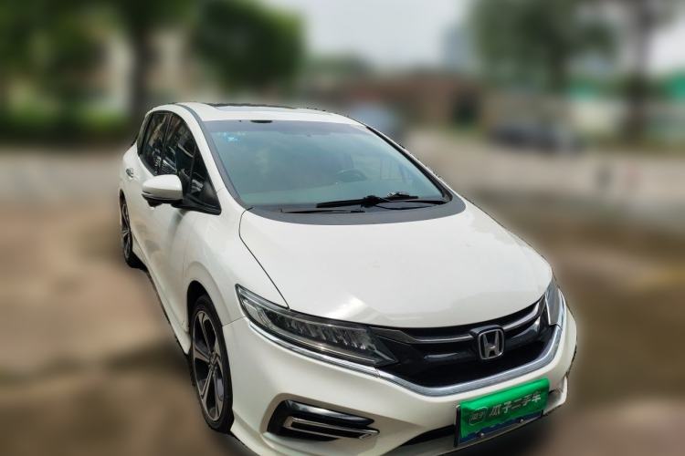 Used Honda Jade 2017 210 TURBO CVT Luxury Edition 5 Seats Front Right 45 Deg
