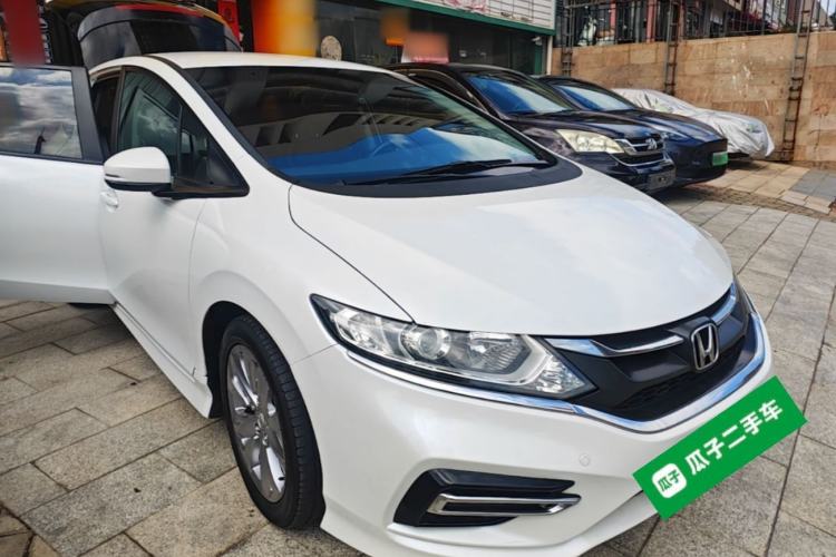Used Honda Jade 2017 1.8L Automatic Classic Edition 5 seats Front Right 45 Deg