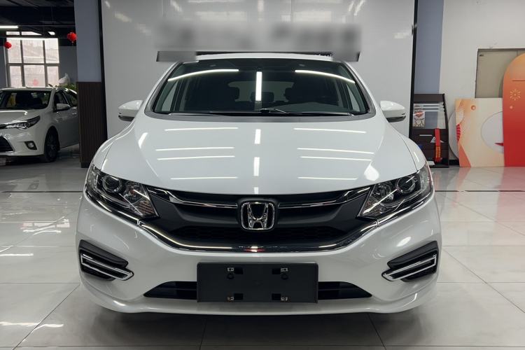 Used Honda Jade 2017 1.8L automatic Comfort version 5 seats Front