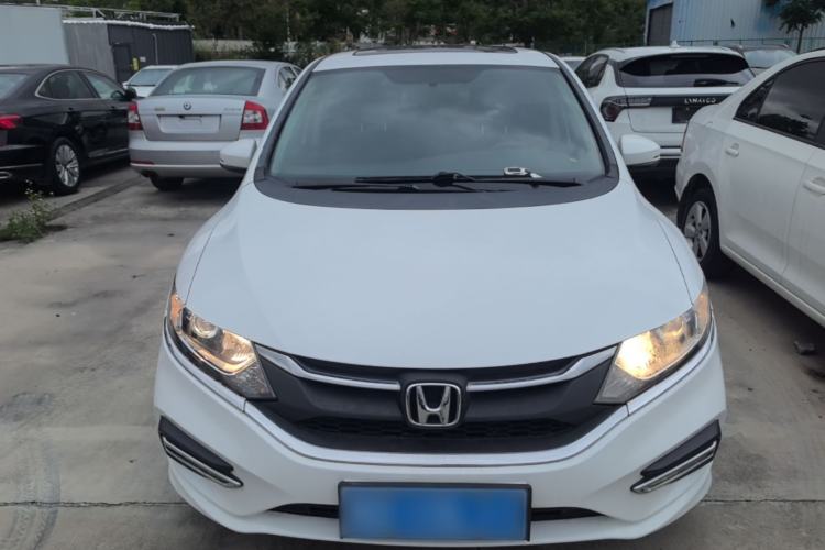 Used Honda Jade 2017 1.8L automatic Comfort version 5 seats Front