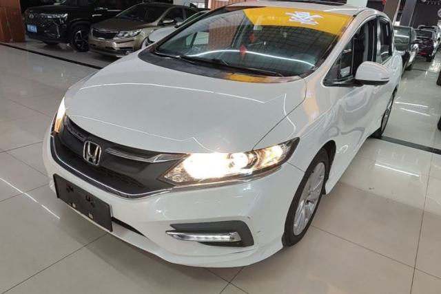 Used Honda Jade 2017 1.8L automatic Comfort version 5 seats