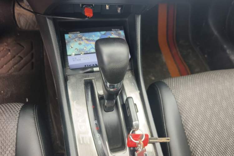 Used Honda Jade 2017 1.8L automatic Comfort version 5 seats Gear Lever