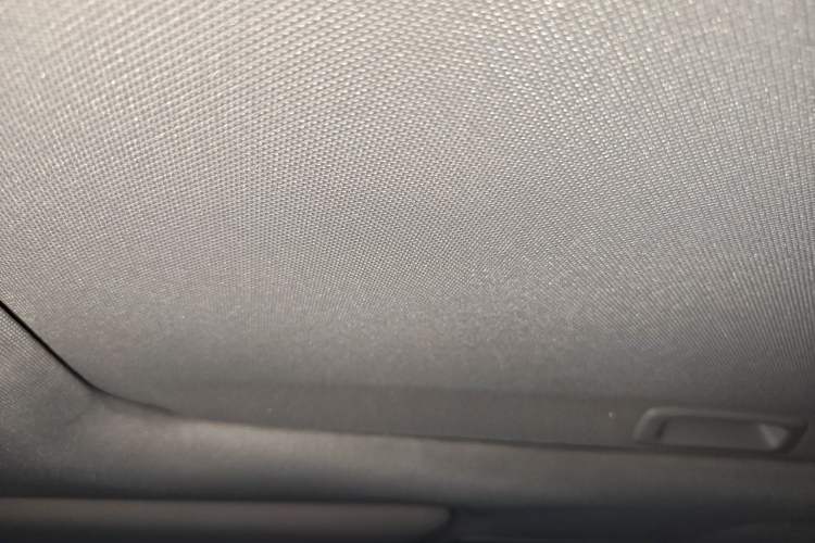 Used Honda Jade 2017 1.8L automatic Comfort version 5 seats Headliner