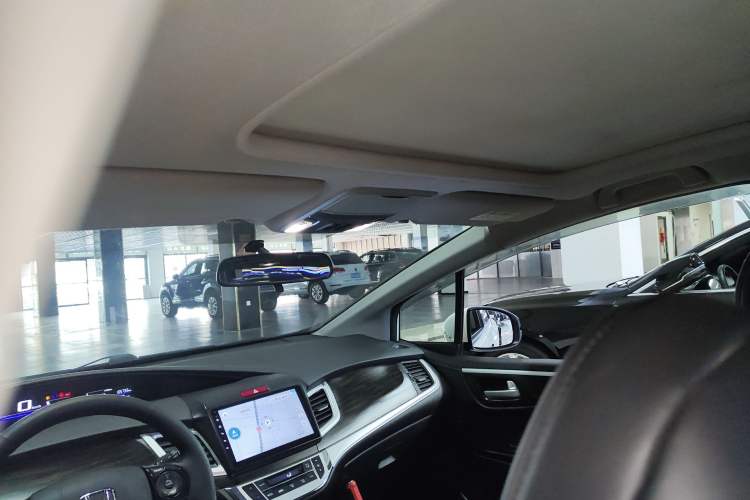Used Honda Jade 2017 210TURBO CVT Fashion Edition 5-seater Headliner