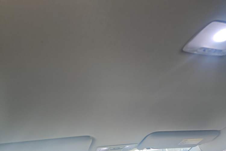 Used Honda Jade 2017 1.8L Automatic Classic Edition 5 seats Headliner