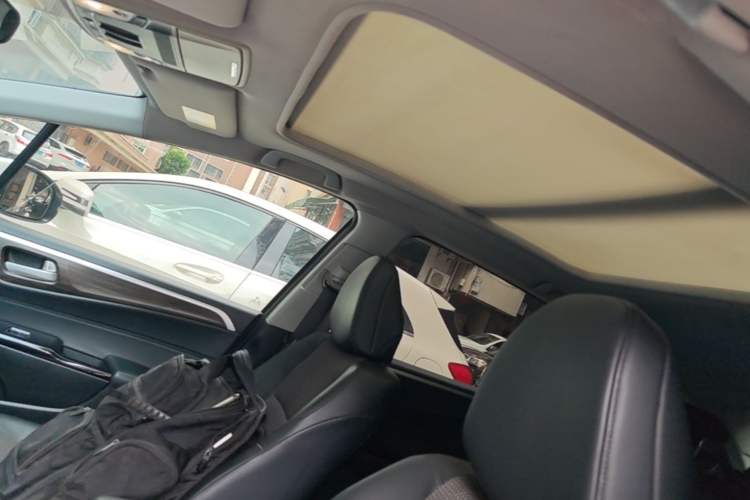 Used Honda Jade 2017 210TURBO CVT Fashion Edition 5-seater Headliner