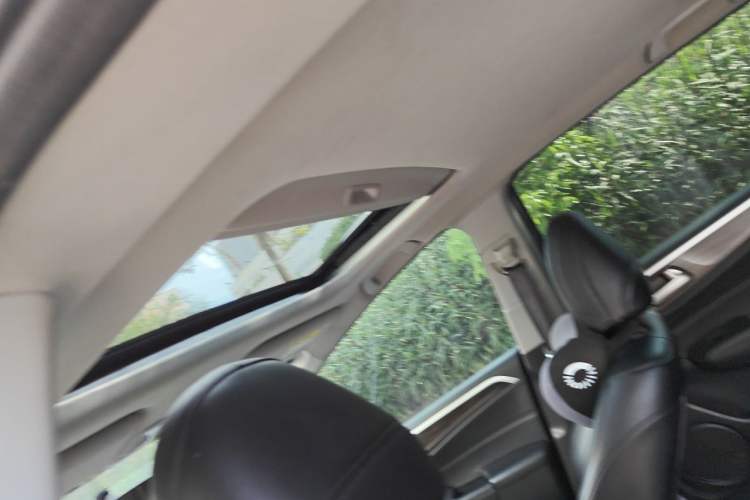 Used Honda Jade 2017 1.8L automatic Comfort version 5 seats Headliner