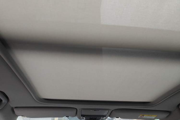 Used Honda Jade 2017 210TURBO CVT Fashion Edition 5-seater Headliner