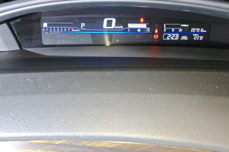 Used Honda Jade 2017 1.8L automatic Comfort version 5 seats Instrument Cluster