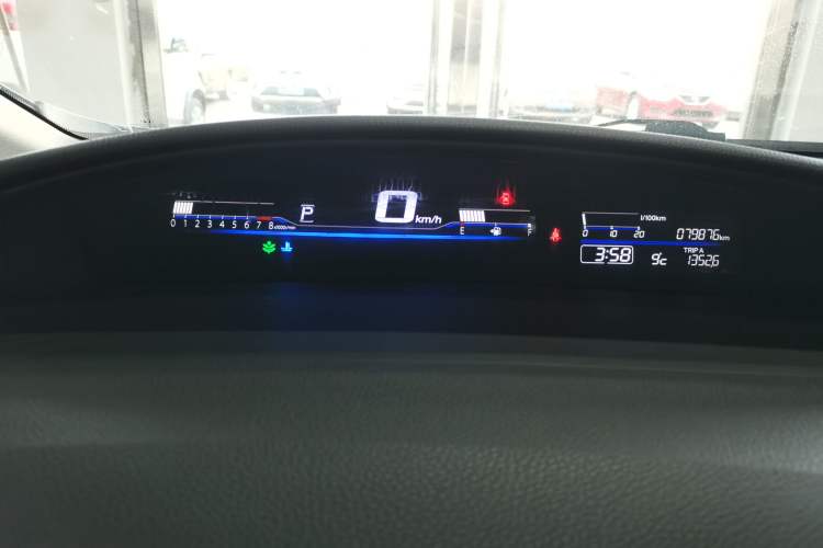 Used Honda Jade 2017 1.8L automatic Comfort version 5 seats Instrument Cluster