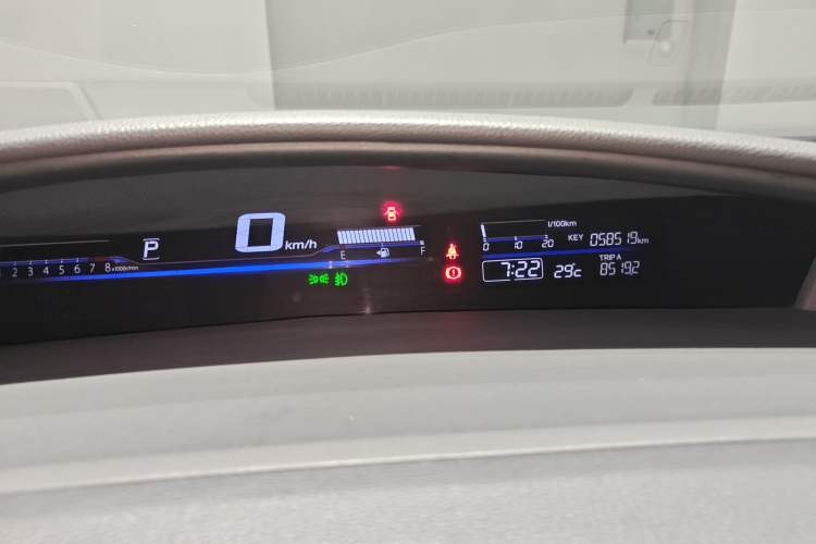 Used Honda Jade 2017 1.8L automatic Comfort version 5 seats Instrument Cluster
