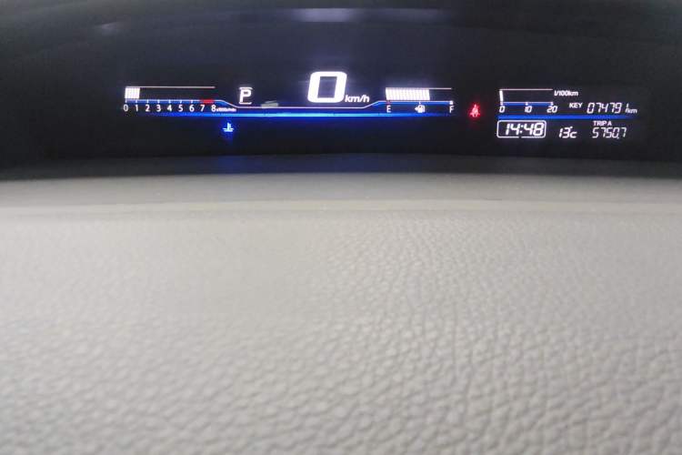 Used Honda Jade 2017 1.8L automatic Comfort version 5 seats Instrument Cluster