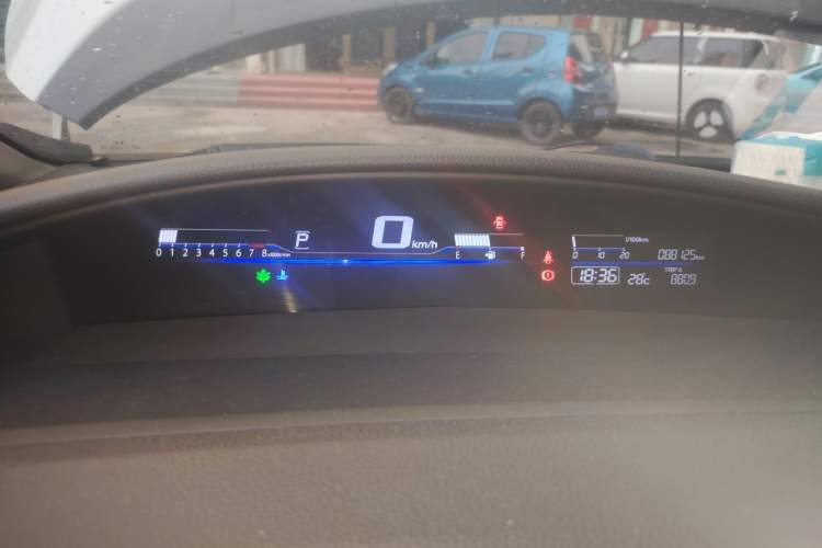 Used Honda Jade 2017 1.8L automatic Comfort version 5 seats Instrument Cluster
