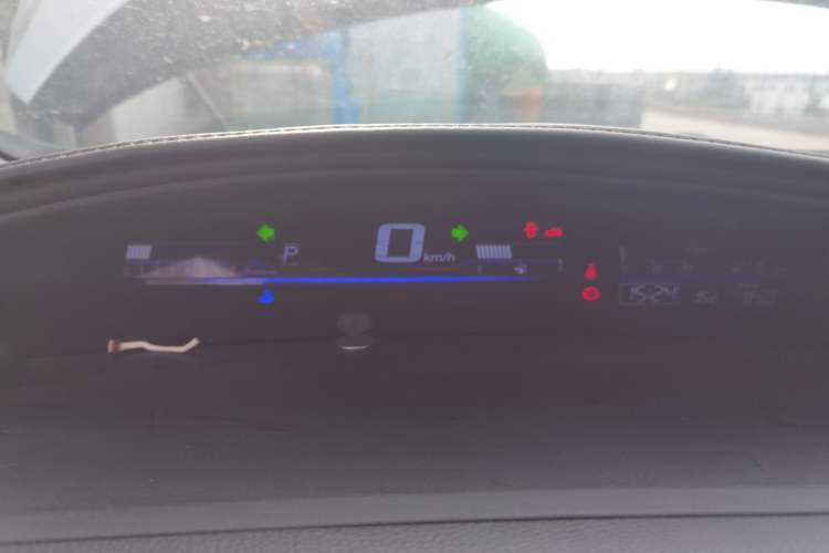 Used Honda Jade 2017 1.8L automatic Comfort version 5 seats Instrument Cluster