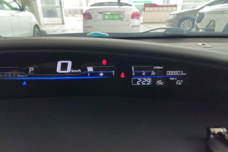 Used Honda Jade 2017 1.8L automatic Comfort version 5 seats Instrument Cluster