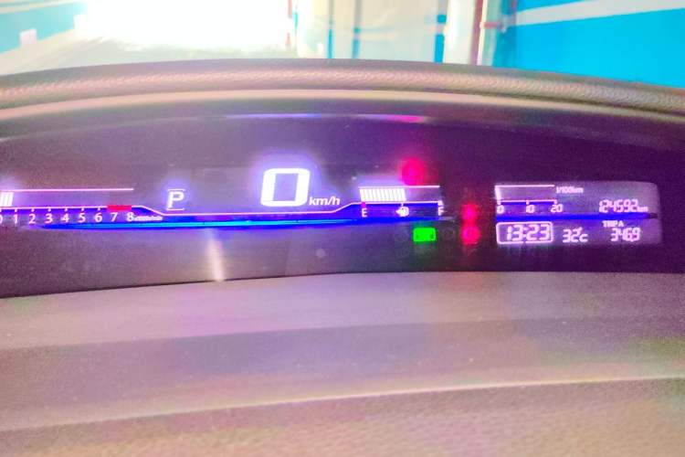 Used Honda Jade 2017 210 TURBO CVT Luxury Edition 5 Seats Instrument Cluster