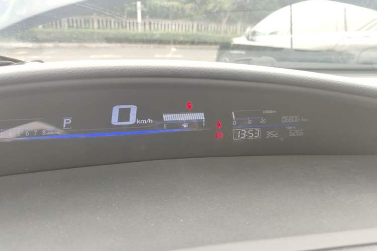 Used Honda Jade 2017 210 TURBO CVT Luxury Edition 5 Seats Instrument Cluster