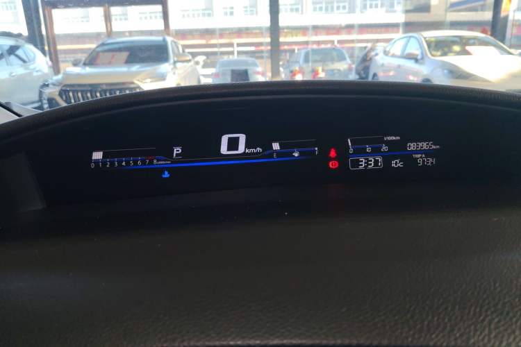 Used Honda Jade 2017 1.8L automatic Comfort version 5 seats Instrument Cluster