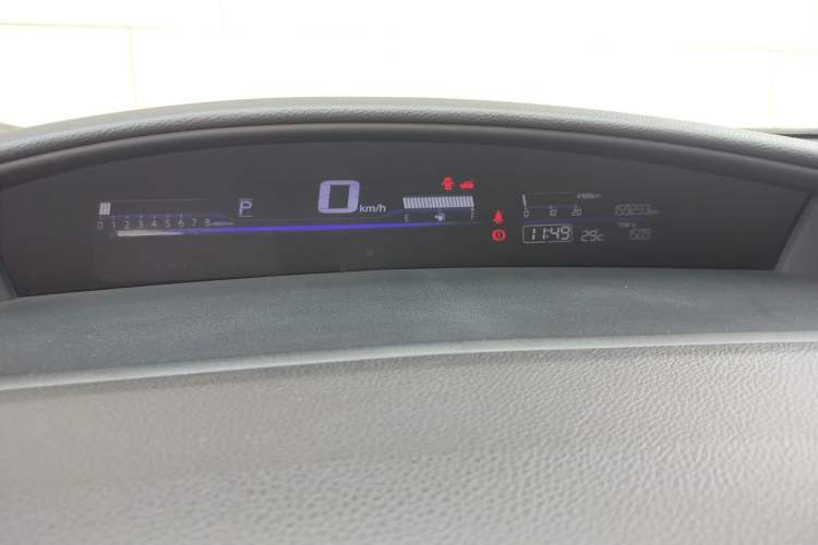 Used Honda Jade 2017 1.8L automatic Comfort version 5 seats Instrument Cluster