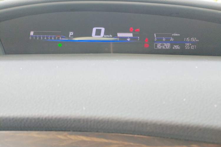 Used Honda Jade 2017 1.8L automatic Comfort version 5 seats Instrument Cluster
