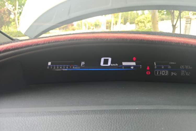 Used Honda Jade 2017 1.8L automatic Comfort version 5 seats Instrument Cluster