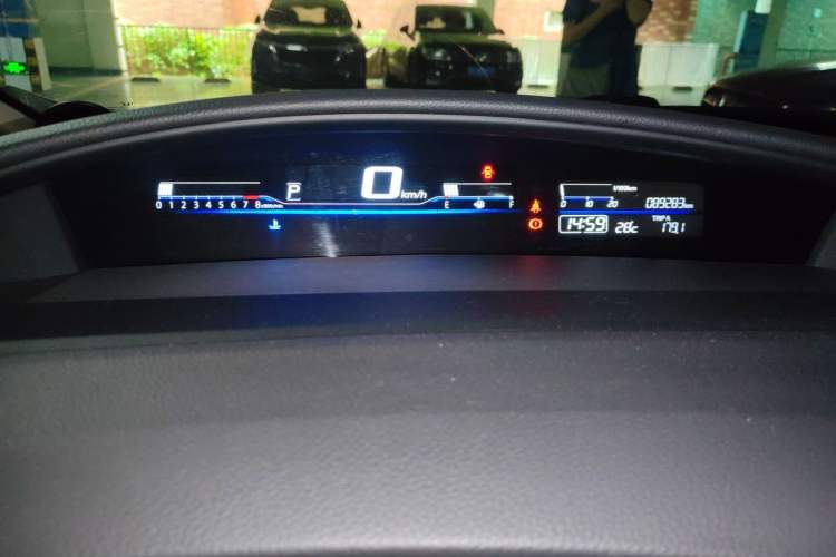 Used Honda Jade 2017 1.8L automatic Comfort version 5 seats Instrument Cluster