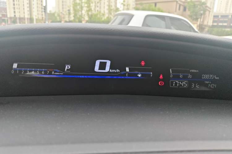 Used Honda Jade 2017 1.8L automatic Comfort version 5 seats Instrument Cluster