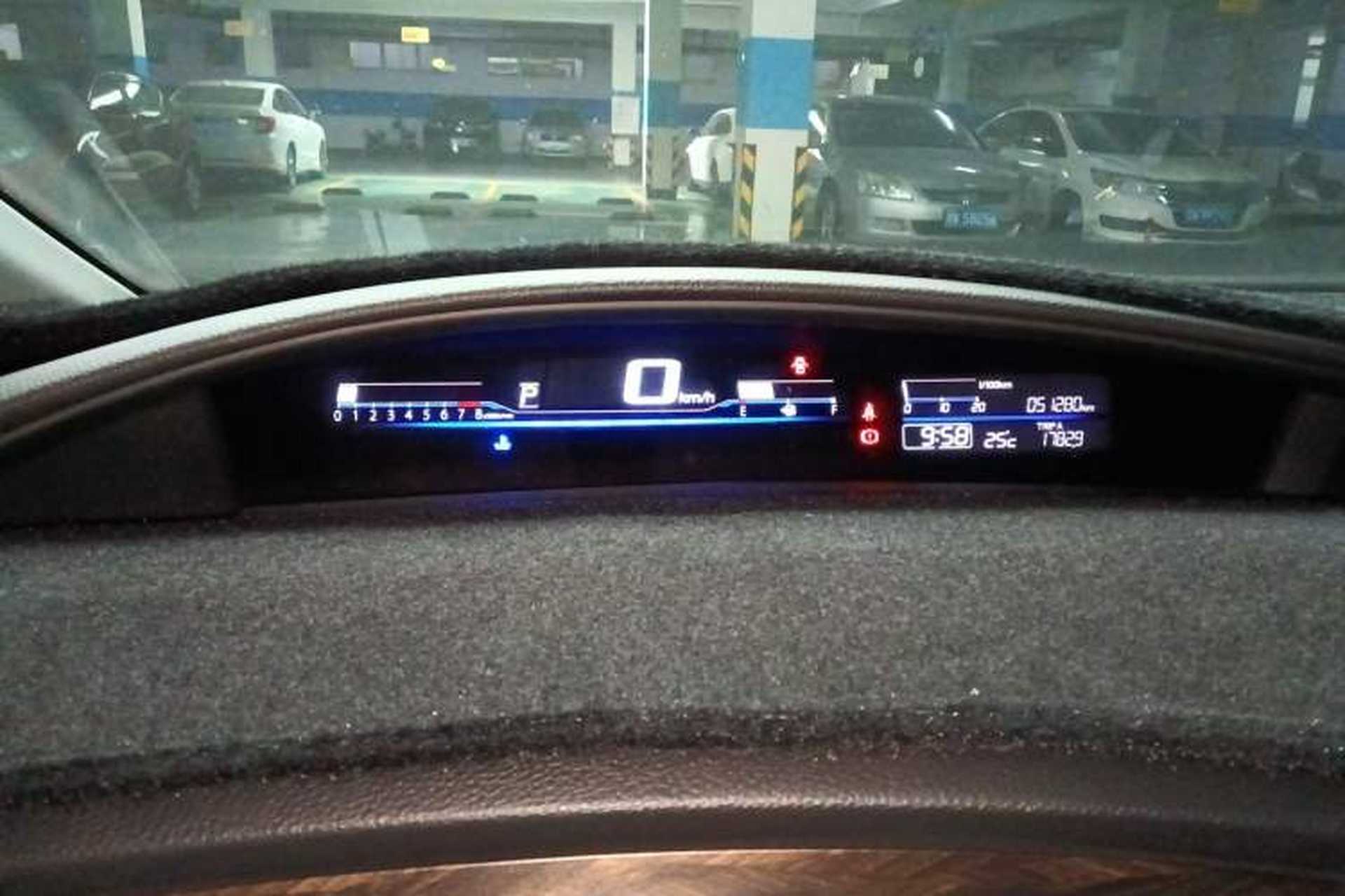 Used Honda Jade 2017 1.8L automatic Comfort version 5 seats Instrument Cluster