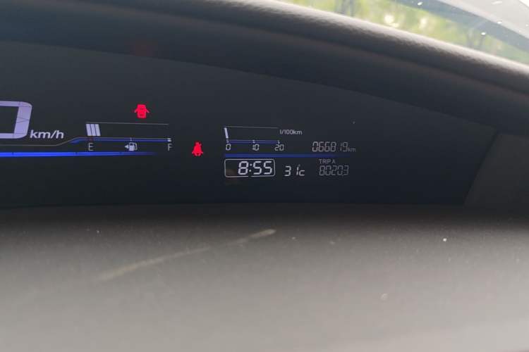 Used Honda Jade 2017 1.8L automatic Comfort version 5 seats Instrument Cluster