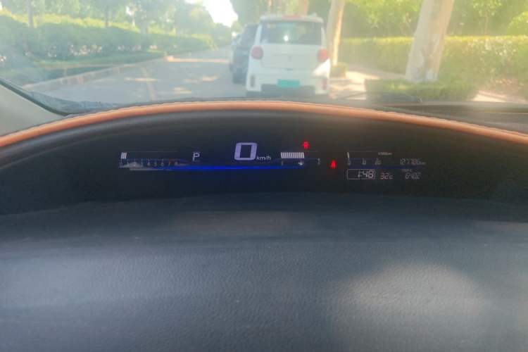 Used Honda Jade 2017 1.8L automatic Comfort version 5 seats Instrument Cluster