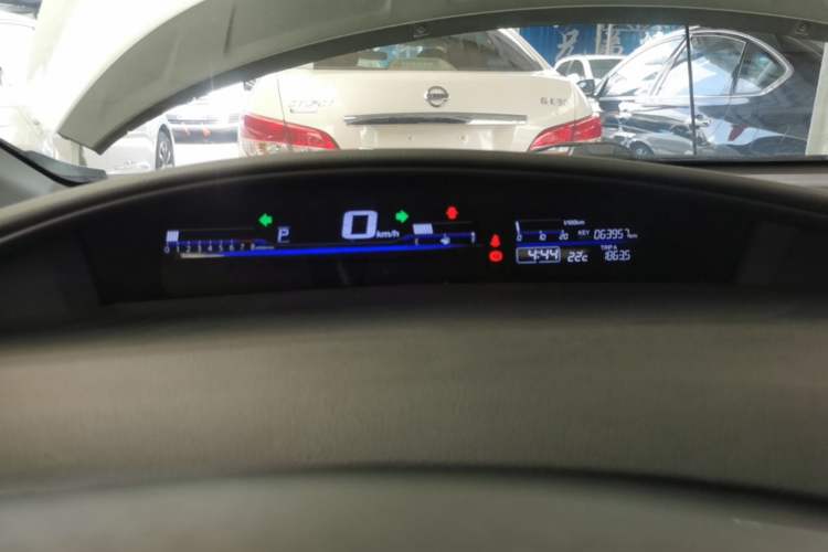 Used Honda Jade 2017 1.8L automatic Comfort version 5 seats Instrument Cluster