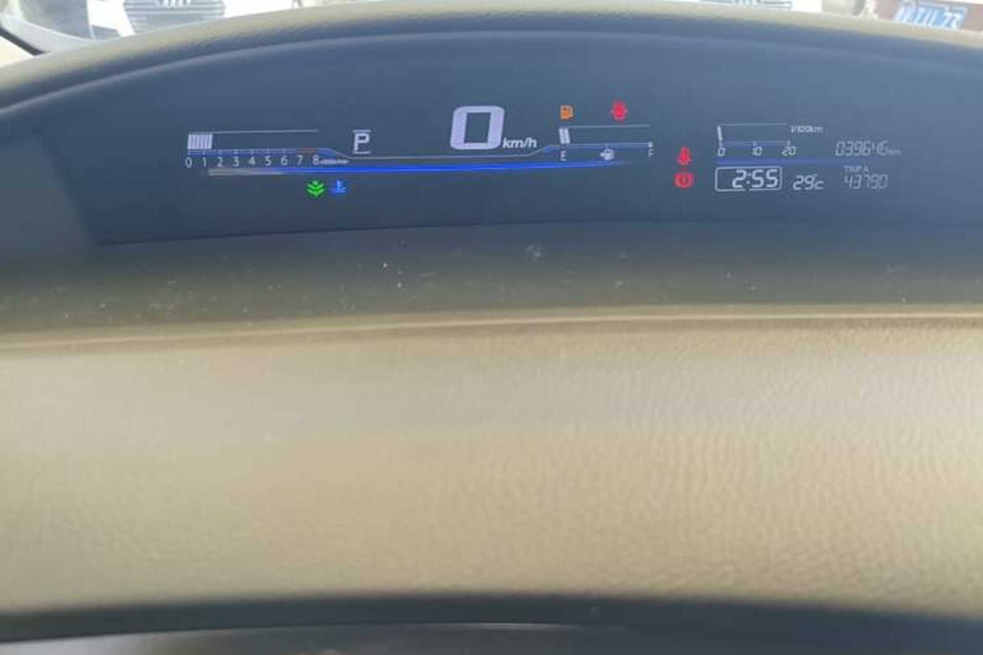 Used Honda Jade 2017 1.8L automatic Comfort version 5 seats Instrument Cluster
