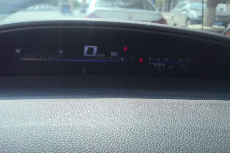 Used Honda Jade 2017 1.8L automatic Comfort version 5 seats Instrument Cluster