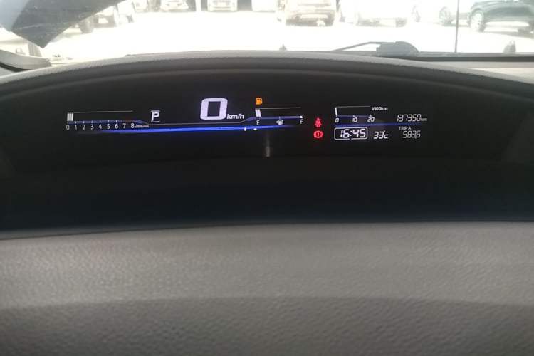 Used Honda Jade 2017 1.8L automatic Comfort version 5 seats Instrument Cluster
