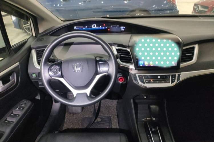 Used Honda Jade 2017 1.8L Automatic Classic Edition 5 seats Interior 1