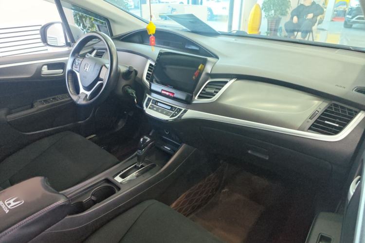 Used Honda Jade 2017 1.8L Automatic Classic Edition 5 seats Interior 3