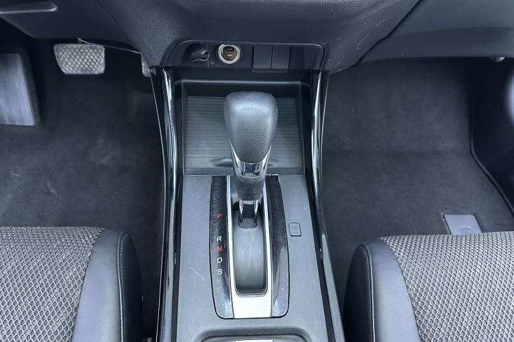 Used Honda Jade 2017 210TURBO CVT Fashion Edition 5-seater Interior 7