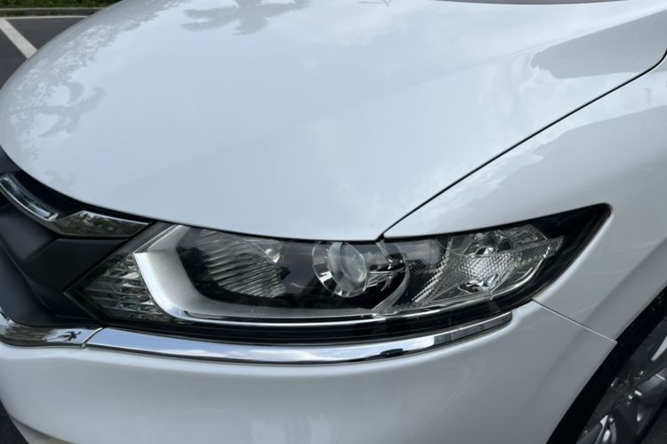 Used Honda Jade 2017 1.8L automatic Comfort version 5 seats Left Front Headlight