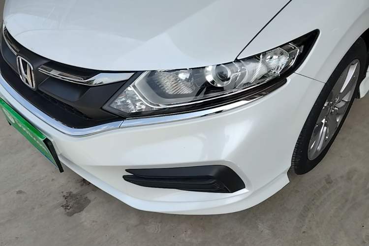 Used Honda Jade 2017 1.8L Automatic Classic Edition 5 seats Left Front Headlight