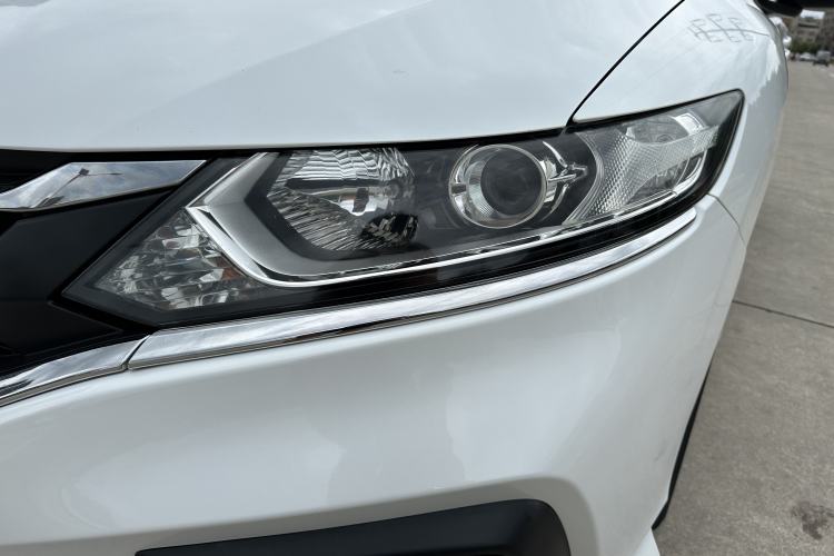 Used Honda Jade 2017 1.8L Automatic Classic Edition 5 seats Left Front Headlight
