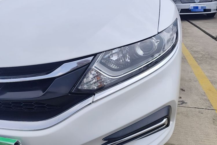 Used Honda Jade 2017 1.8L automatic Comfort version 5 seats Left Front Headlight